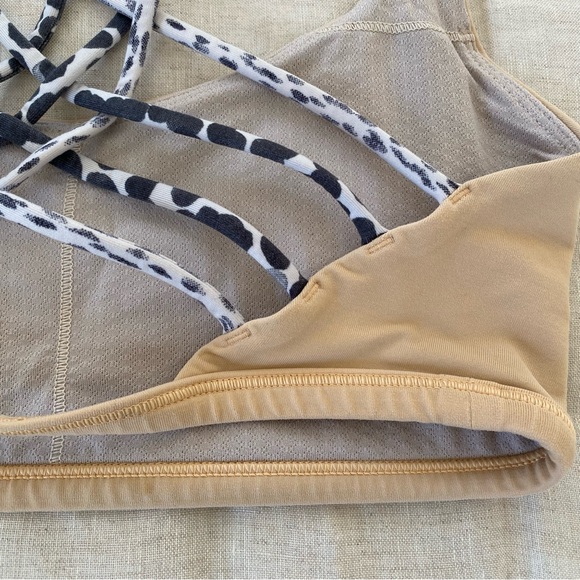 {lululemon} Free To Be Bra (Wild) - Picture 7 of 8